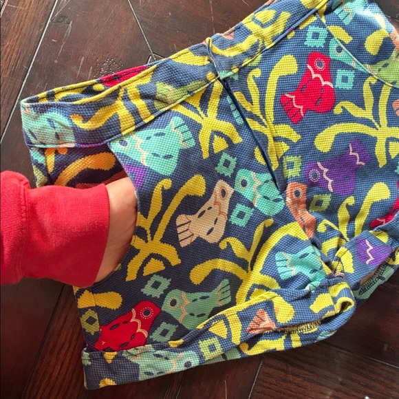 Judith March Multicolor Shorts Sz 2 Aztec bird design in neon color on Navy - Picture 2 of 4